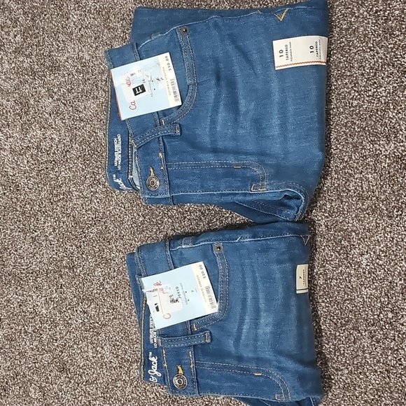 Cat & Jack Dark Wash Girls Jeans - Picture 4 of 4